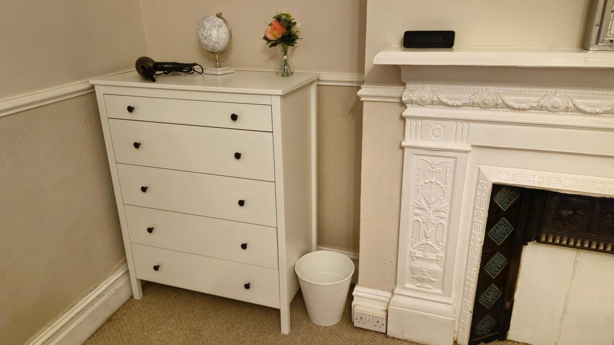 דירות לונדון Charming Flat In Wimbledon מראה חיצוני תמונה