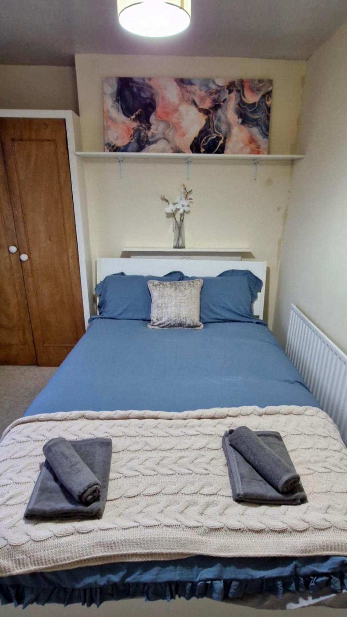 דירות לונדון Charming Flat In Wimbledon מראה חיצוני תמונה